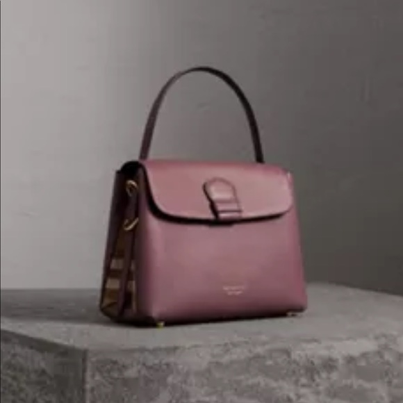 Burberry Handbags - A Classic Preowned Medium Grainy Leather Check Tote